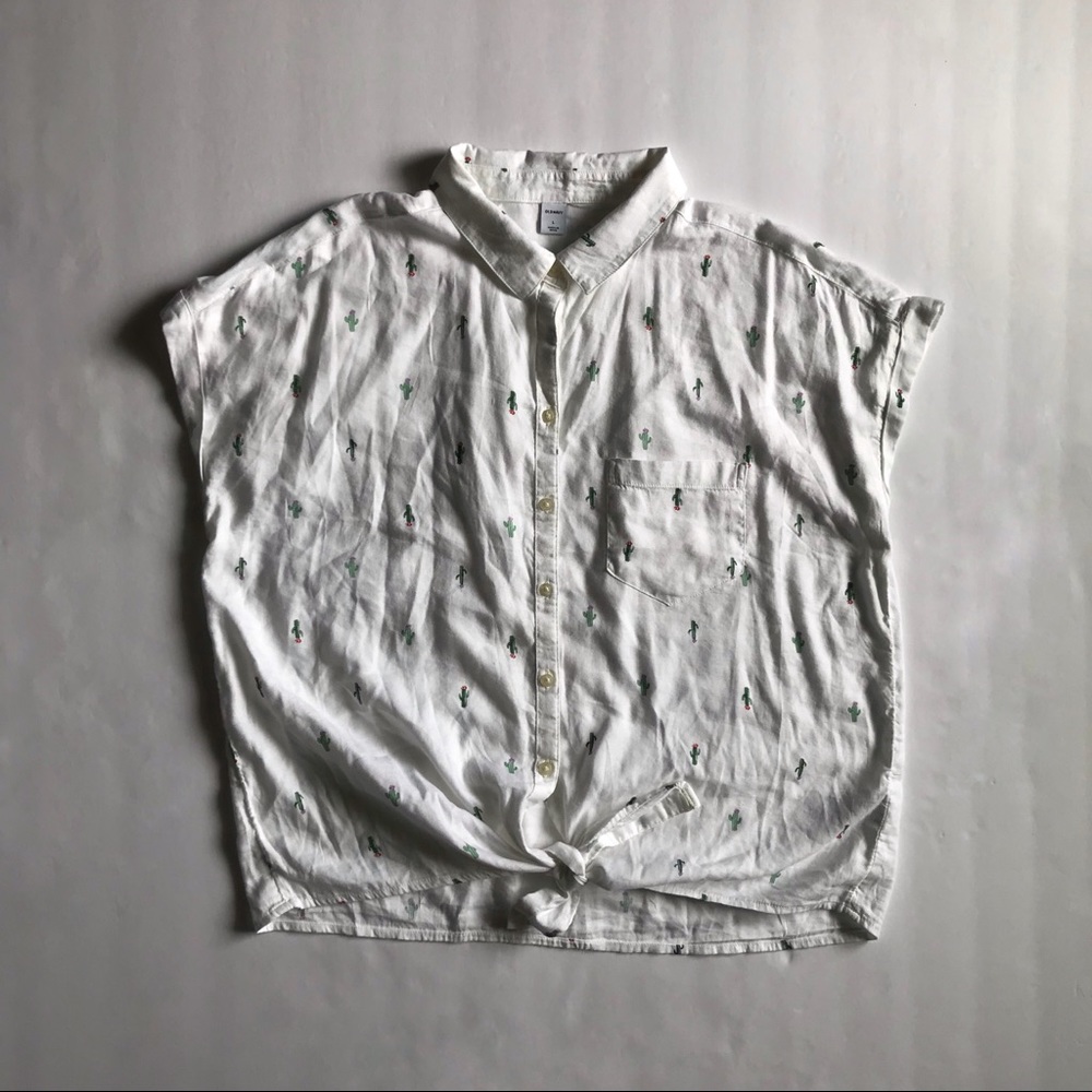 Old Navy Tie Hem Button Up Shirt